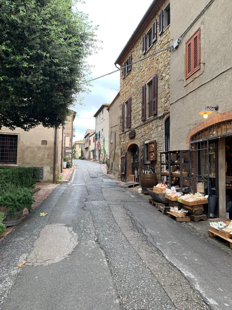 via centrale di Bolgheri