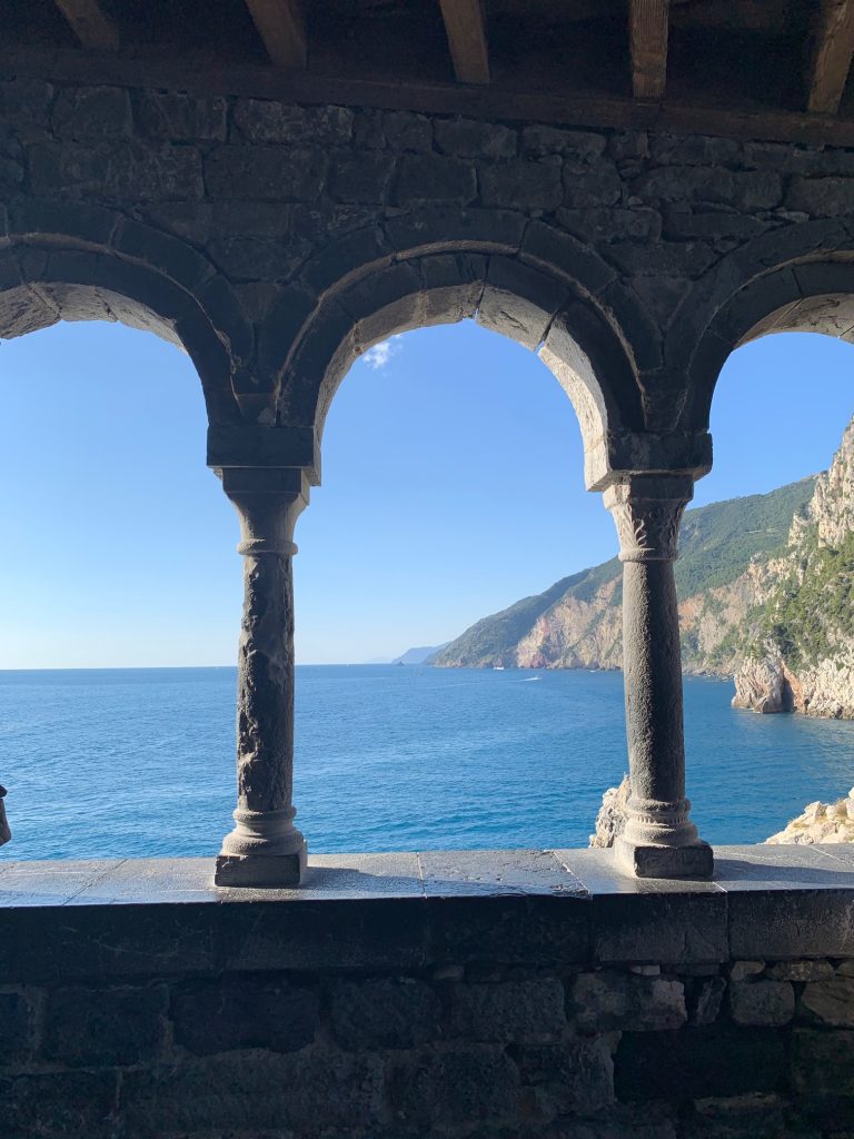 Panorama dal cortile della chiesa di San Pietro