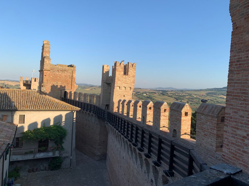 Passeggiata alle mura e panorama