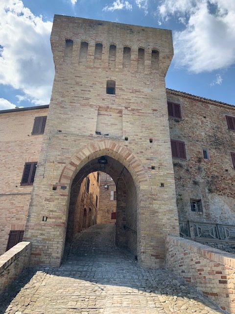 Porta accesso Cossignano